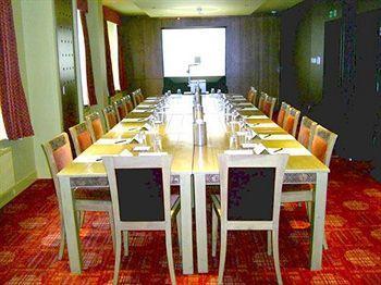 Lazaat Hotel