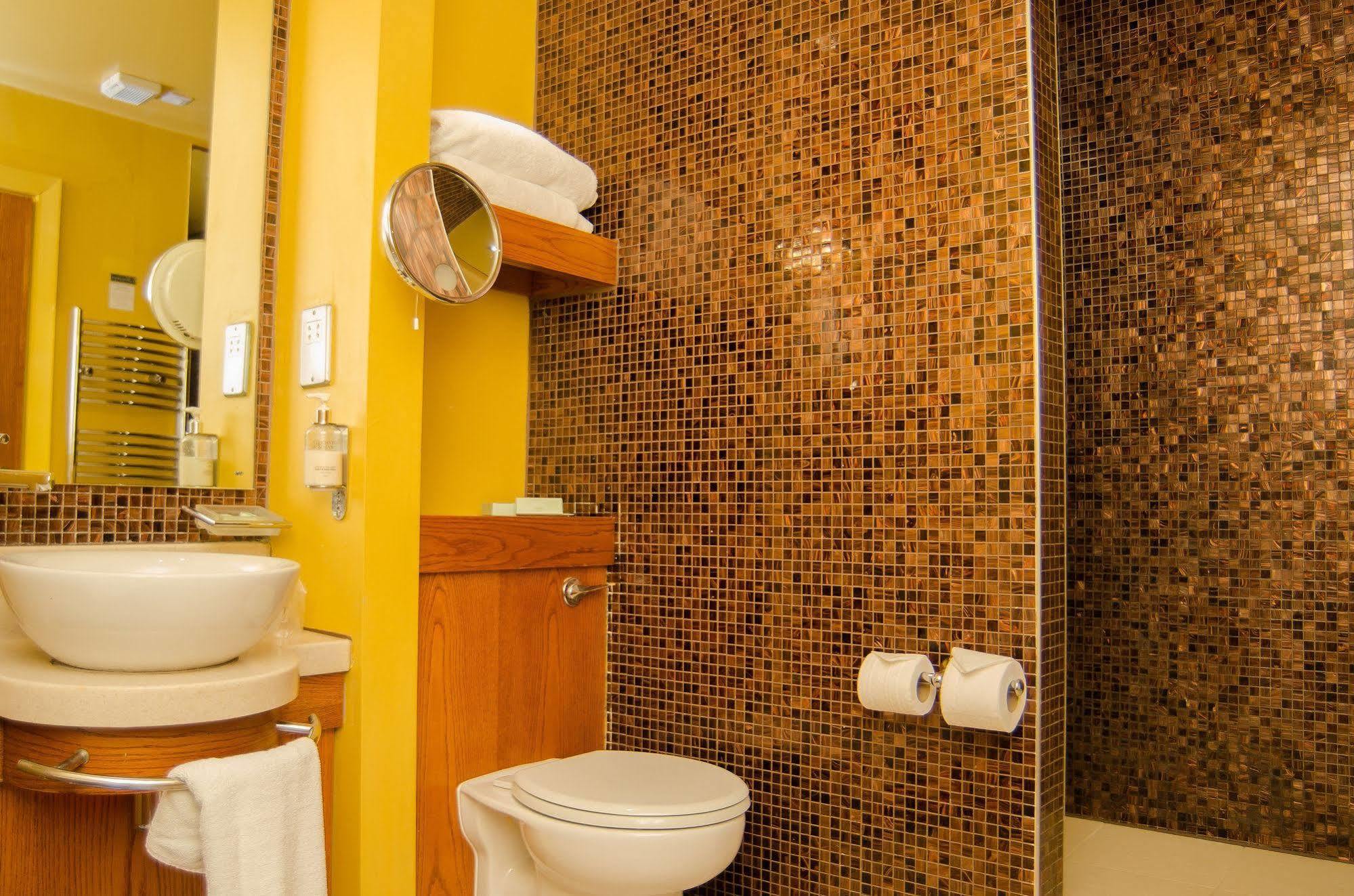 Lazaat Hotel 3*
